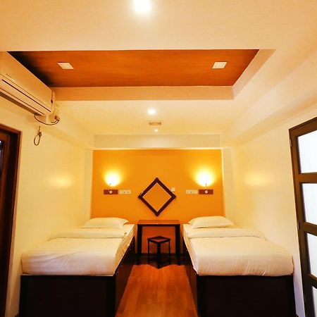 Lil Hpa-An Hostel Екстериор снимка