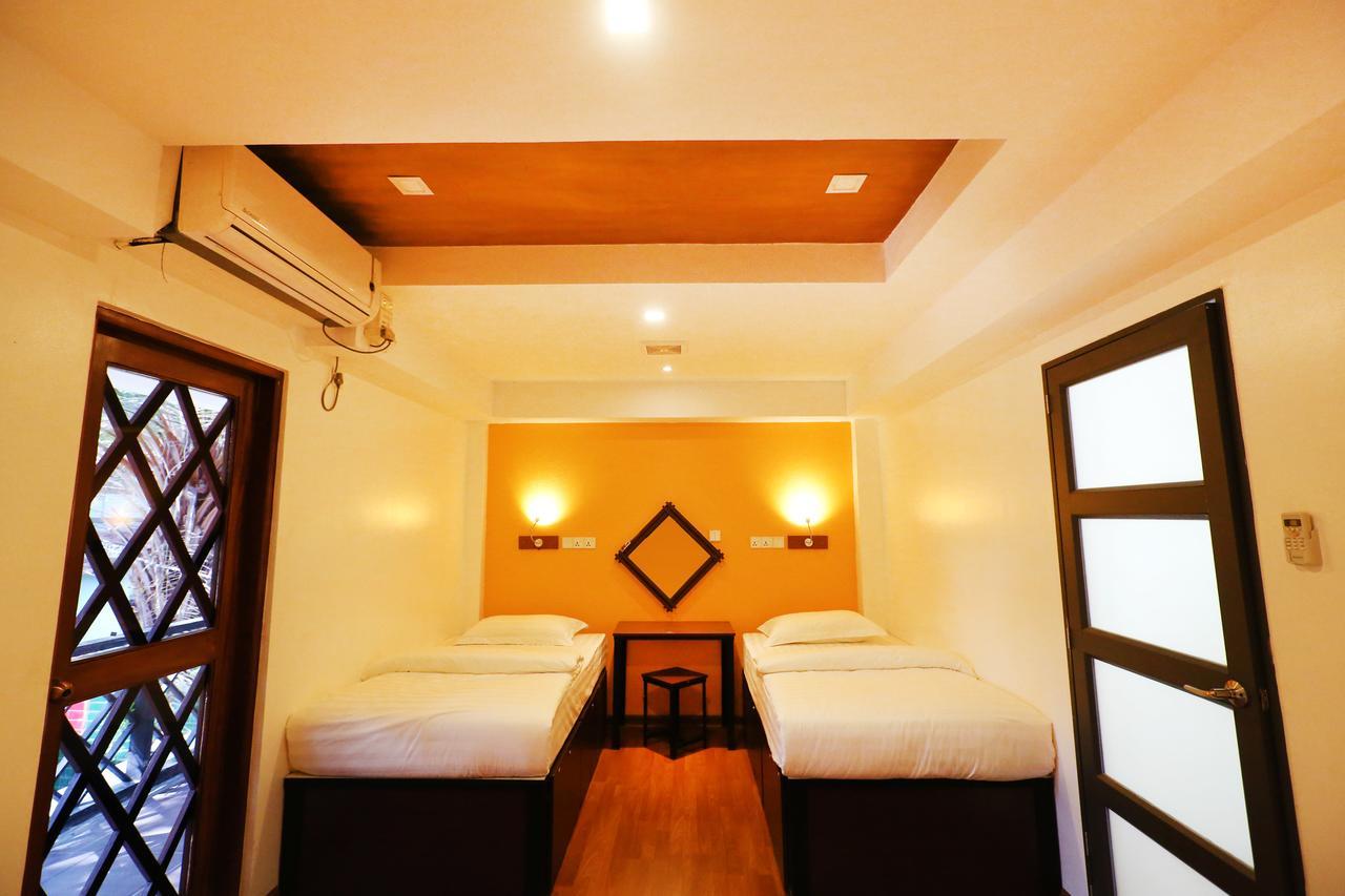 Lil Hpa-An Hostel Екстериор снимка